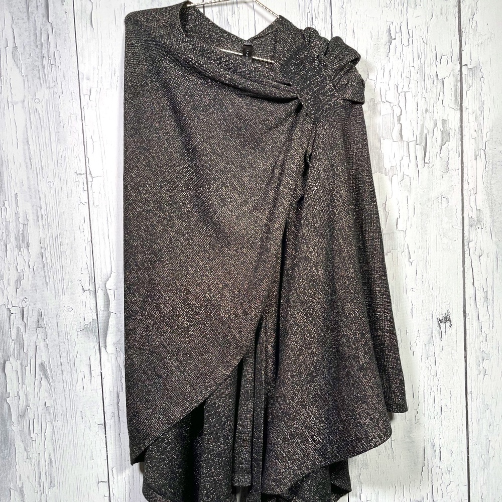 Lane Bryant Black/Gold Metallic Open Front Poncho Shawl OS NWOT